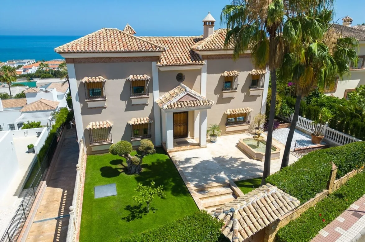 Villa exterior